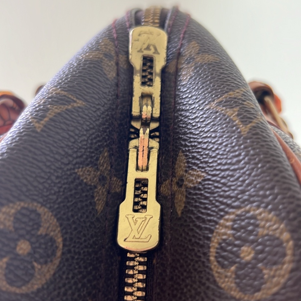 Louis Vuitton Paris Monogram Deauville Handbag - Picture 9 of 16